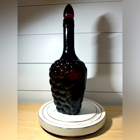 Vintage (Empoli?) Amethyst Grape Glass Decanter - Picture 1 of 6